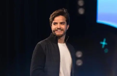 Davi Braga em evento
